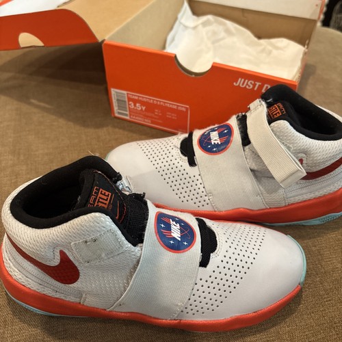 Nike team hustle - 8, flyease