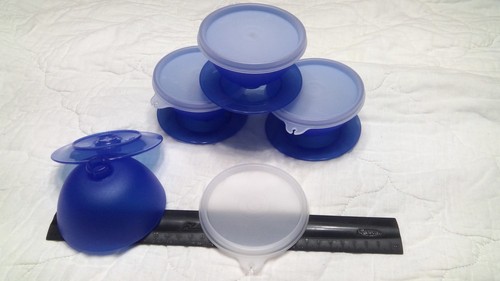 Vntg blue tupperware - vntg,
