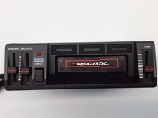 Autoradio vintage realistico a