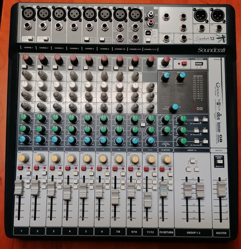 Soundcraft signature analog - 12,