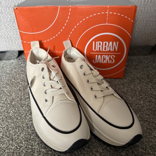 Nuove scarpe ginnastica - da,