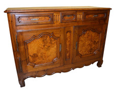 antica credenza  epoca fine  '700 stile Luigi XV in noce e olmo massello