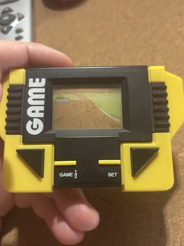 Game watch car - race,