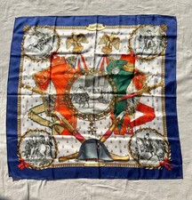 Sciarpa di seta HERMES