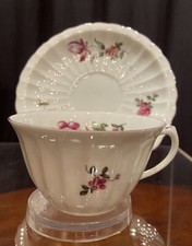 Antica Tazza In Porcellana Da Collezione