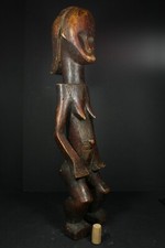 Statua antenata femminile