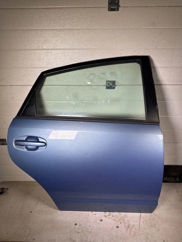 Toyota prius r - toyota, t�r