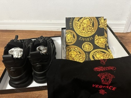 Scarpe uomo versace - uomo, reazione