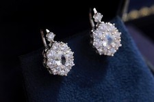 Orecchini a Monachella Argentato Bella Periodo Floreale Cz Bianco Retrò SA1