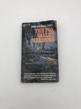 John Holbrook Vance (Jack Vance) THE FOX VALLEY MURDERS First Paperback edition