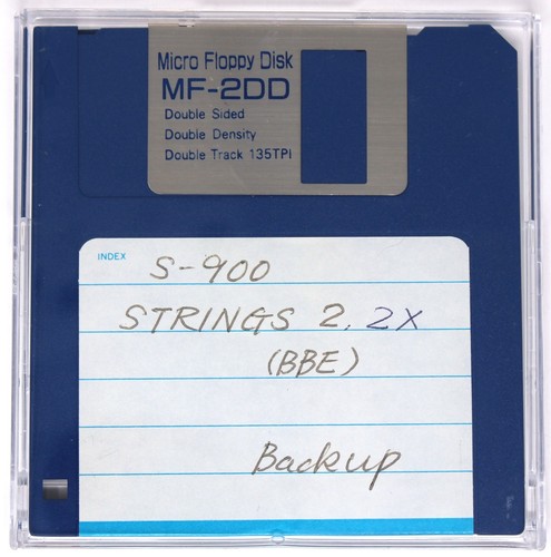 900 strings floppy disk - strings,