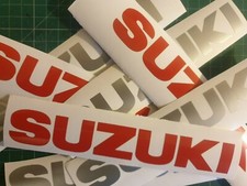 (X2) ADESIVI LOGO SUZUKI