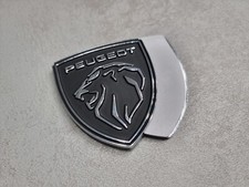 FREGIO STEMMA PEUGEOT NERO IN