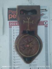 orologio da parete in radica di ulivo realizzato a mano