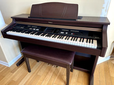 Roland KR-107 Digital Piano w/