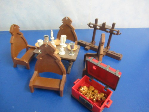 Tavolo cavaliere apparecchiato - tavolo,