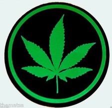Adesivo auto 11 cm foglia di marijuana cannabis erba ganja tg?n nero F1770