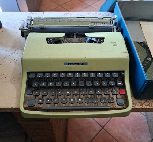 Macchina scrivere olivetti - macchina, da