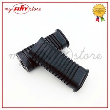 Coppia pedane poggia piedi gommini gomma staffe Malaguti Fifty TOP FULL HF AR05