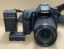 FOTOCAMERA REFLEX DIGITALE