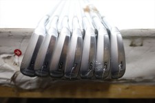 Set di ferri da stiro Srixon