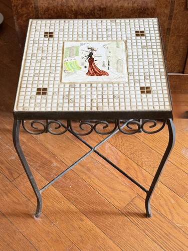 Tavolino vintage metà secolo
