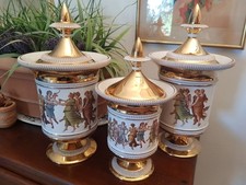 VASI URNE  IN PORCELLANA DI