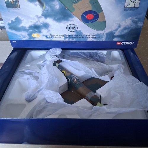 Corgi aa33903 spitfire - 1:32,