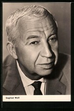 Attore Sigfrido Bianco in tuta con cravatta, cartolina 