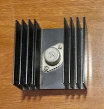 NUOVA ELETTRONICA DISSIPATORE CON TRANSISTOR BD142