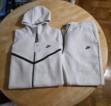 NIKE TECH HEATHER WHITE -