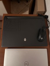 Alienware M17 R5 AMD