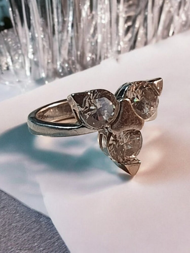 Bellissimo anello da donna - *,
