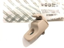 GANCIO SUPPORTO FISSAGGIO ALETTA PARASOLE LANCIA DELTA 2008-2014 PANTINA BEIGE