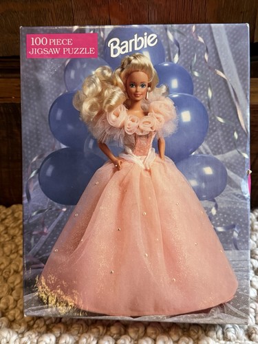 Vintage 1992 golden - vintage, barbie