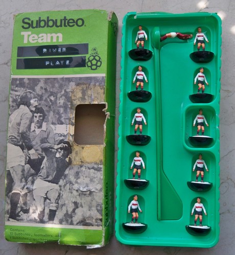 Subbuteo team river plate - team,