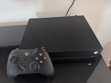 Microsoft Xbox One X 1TB Console - Nera