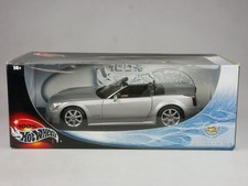 Hot Wheels 1/18 Cadillac XLR