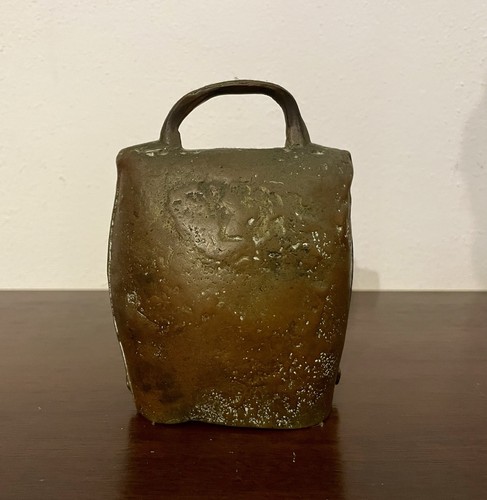 Antica campanella per bovini