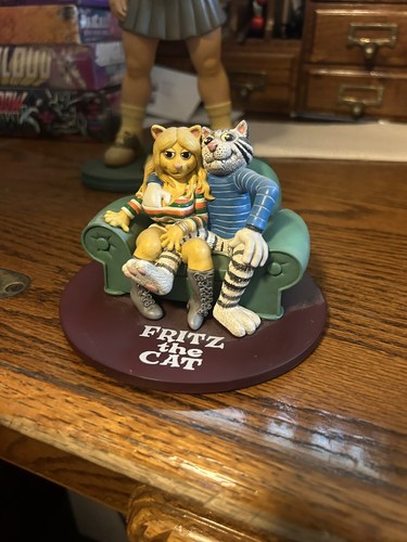 Statua crumb little bigass - little,