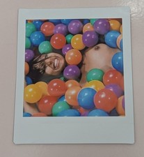 Foto modello nudo Instax - artistica Instax rischiosa - arte modella nuda