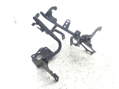 Frame sub support shield - sub-frame,