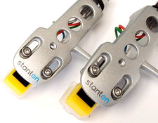 2 x Stanton Headshells, 2 x Cartucce, 2 x Stilo, Adatto per Giradischi T.80, T.92