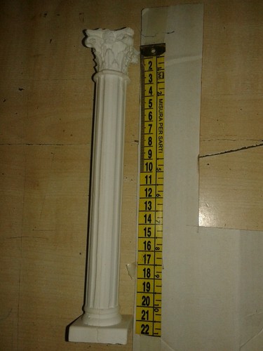 Colonna scenografia gesso - 1,