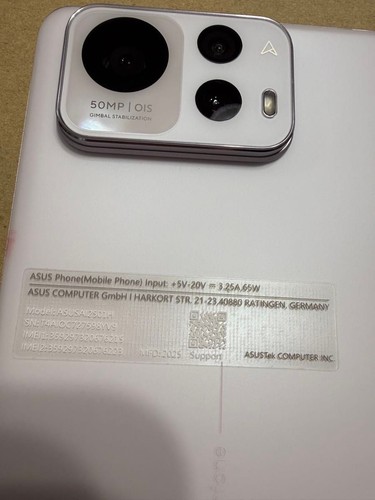 Asus zenfone ultra white - 12,