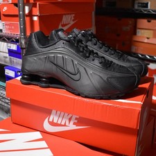NWT Nike Shox R4 Triple Black