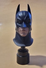 HOT TOYS BATMAN BEGINS COWL
