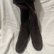 Stivali mocassino sopra il