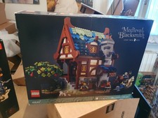 LEGO Ideas 21325 Fabbro Medievale NUOVO scatola rovinata vedi foto