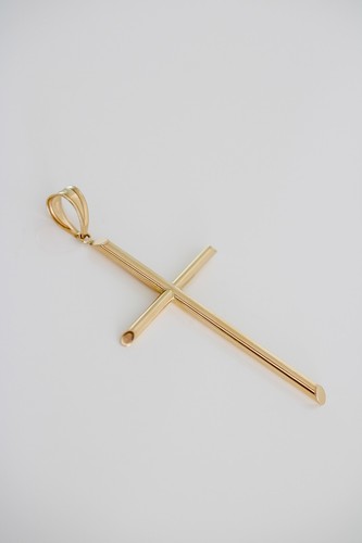 Collana con ciondolo croce
